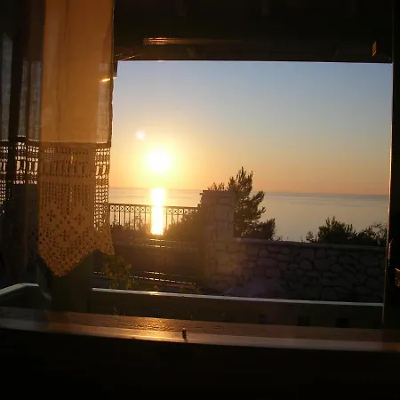 Apartment Deep Blue-daphne *